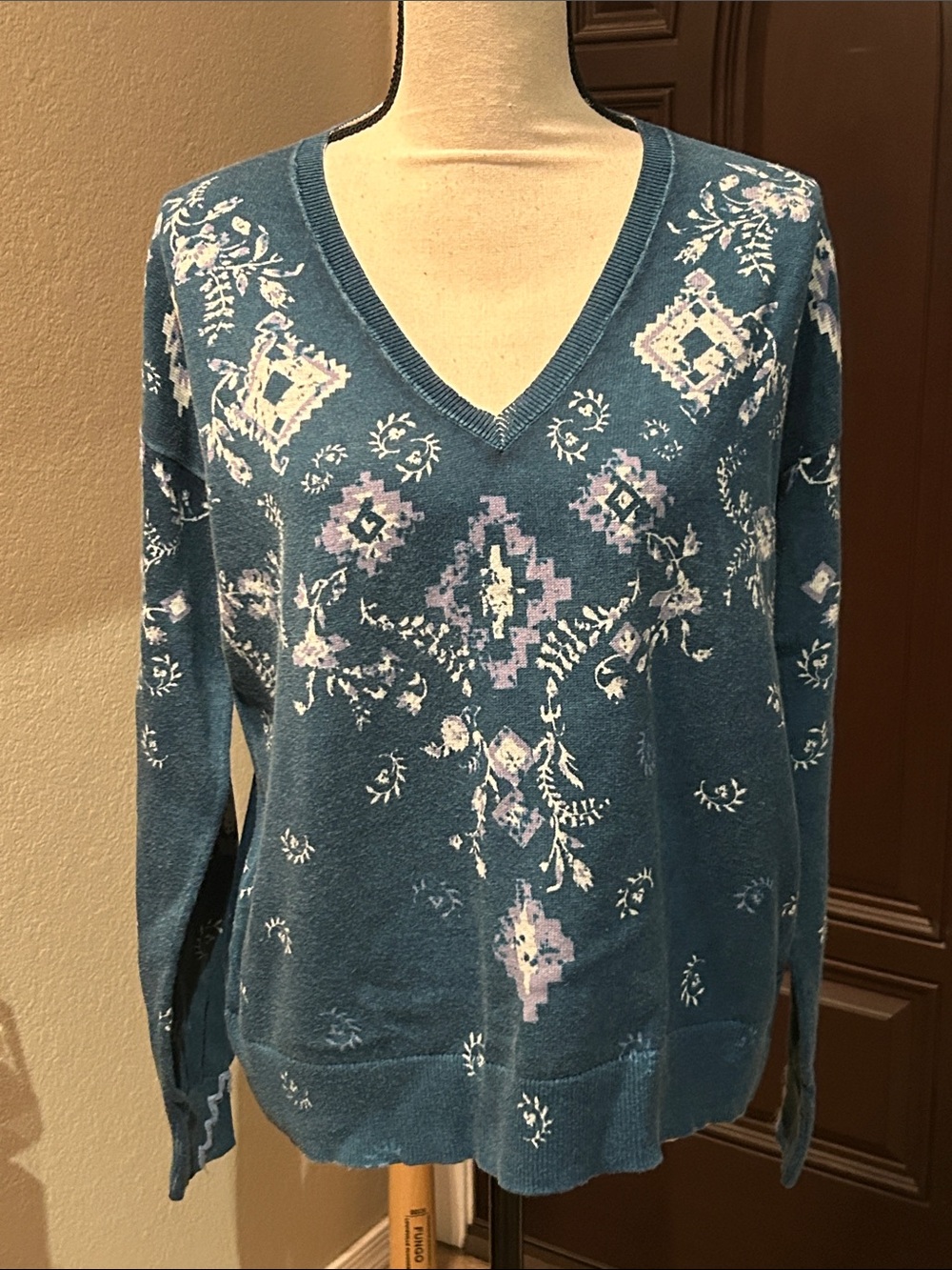 Sundance Cotton Indigo Blue Vneck Sweater